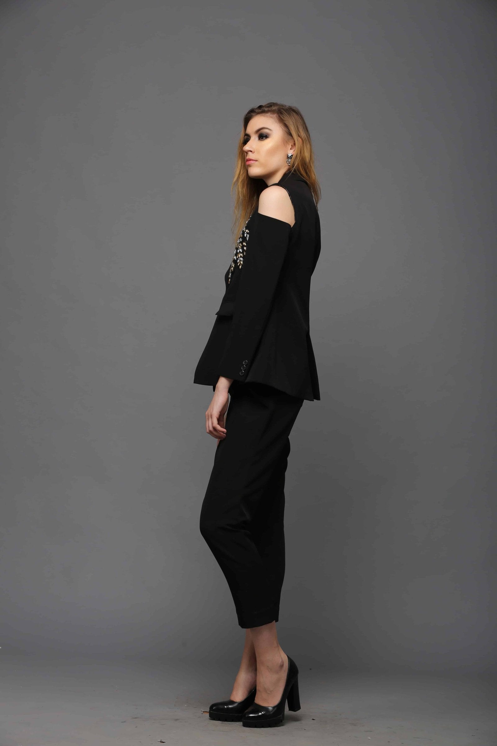 SAI 93 Black Blazer Set
