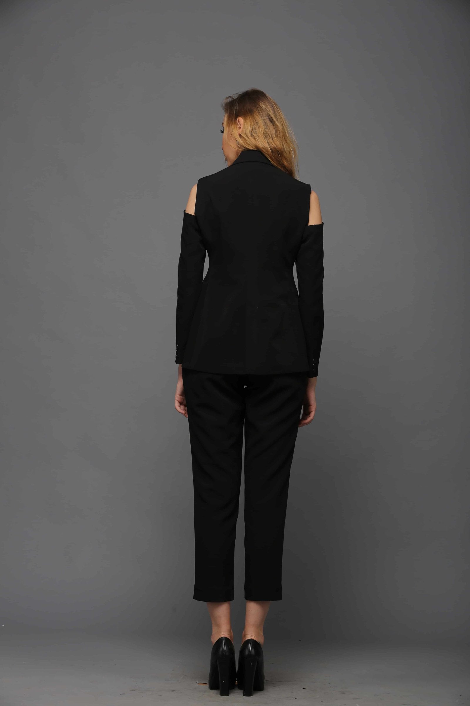 SAI 93 Black Blazer Set