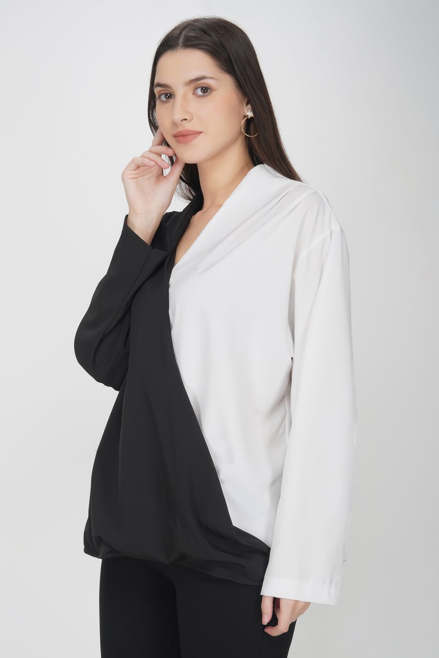 Black and white crossover top