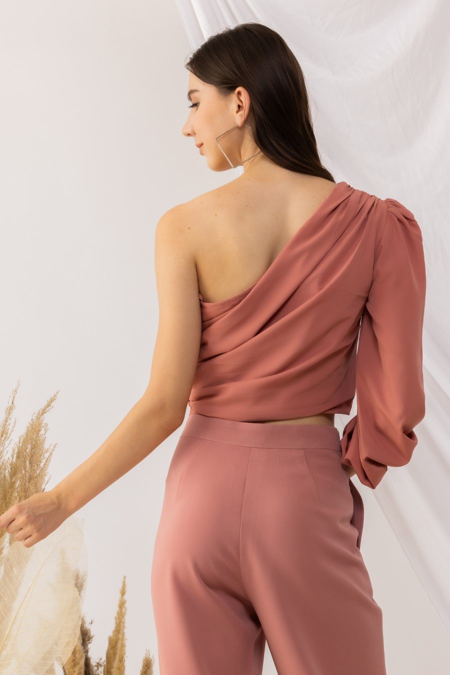 Coral Rose One Sleeve Shoulder Top