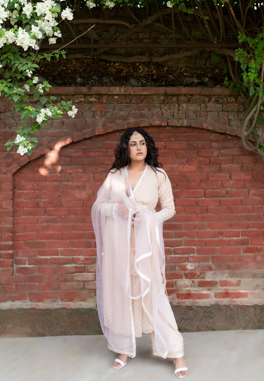 Kovet Budding Peach V-Neck Suit