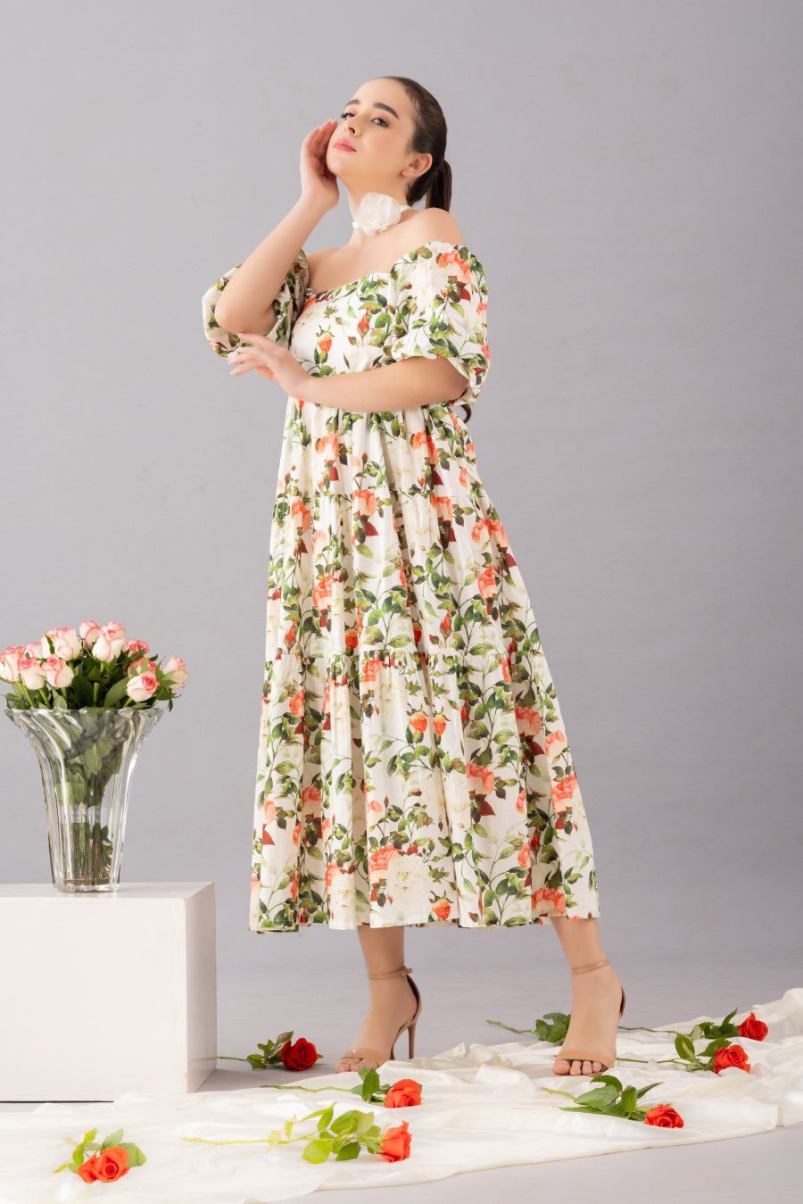 Floral Maxi Dress with detachable sleeves