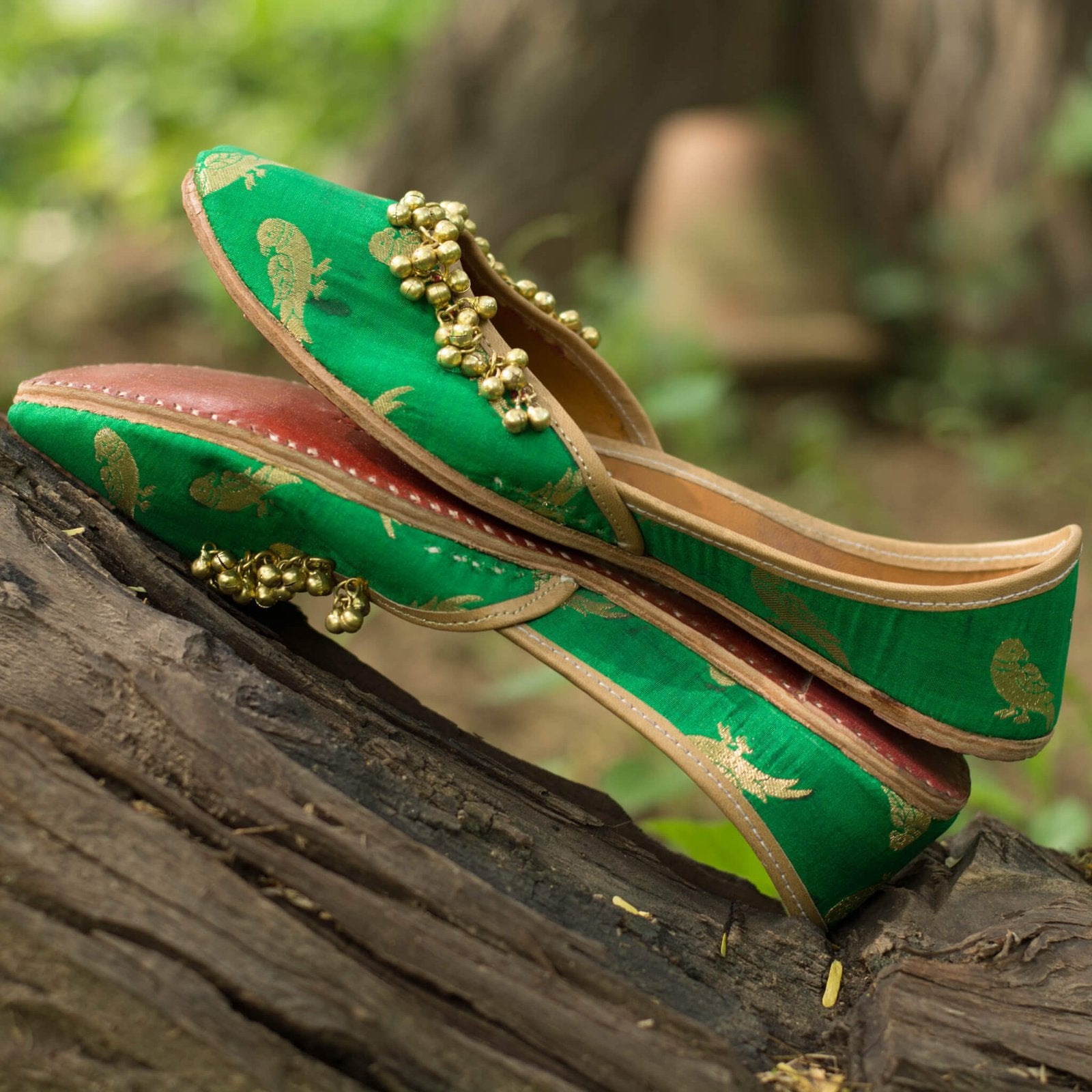 Green Embroidered Mojri