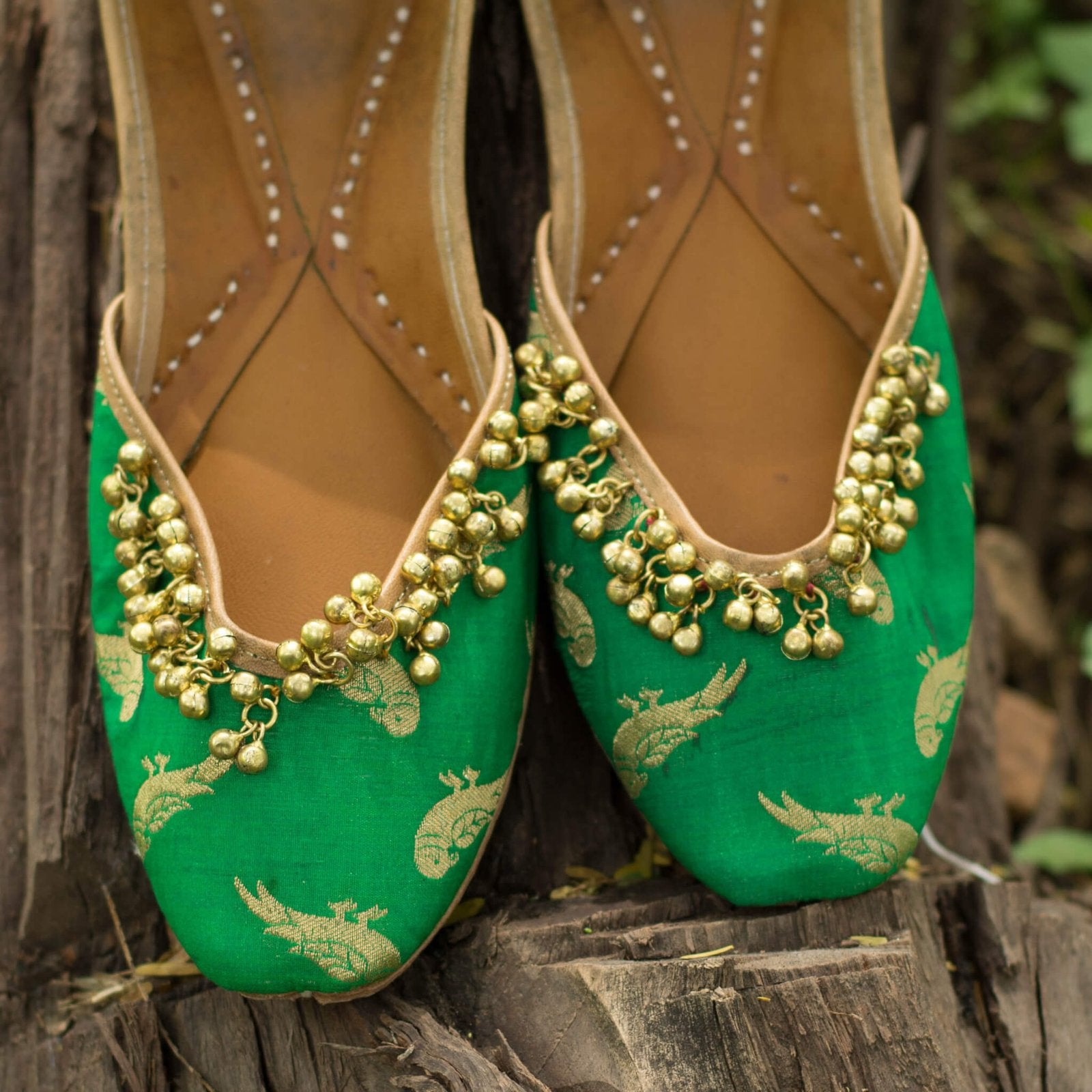 Green Embroidered Mojri