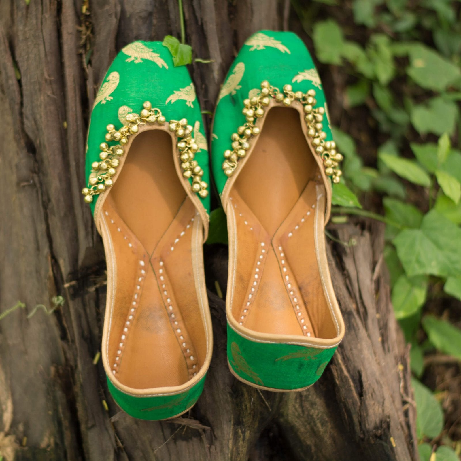 Green Embroidered Mojri