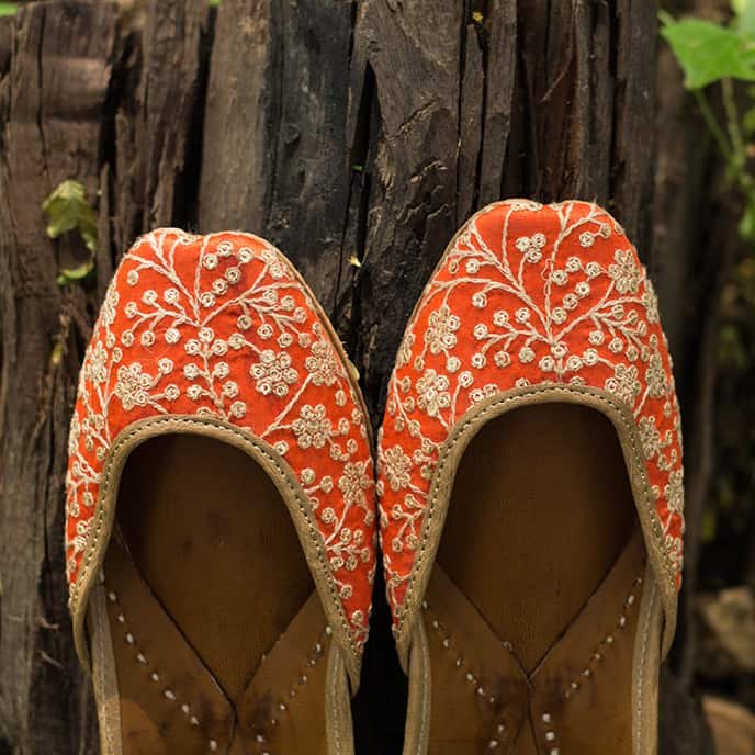 PADUKII 04 Thread Embroidery on Upper