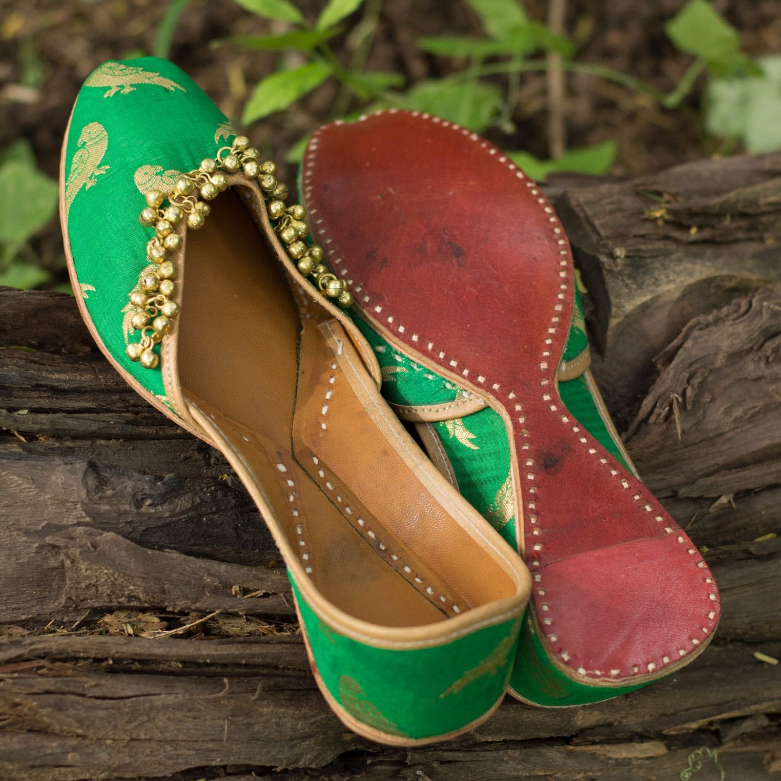 Green Embroidered Mojri